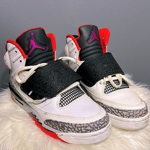 Air Jordan kicks 👟